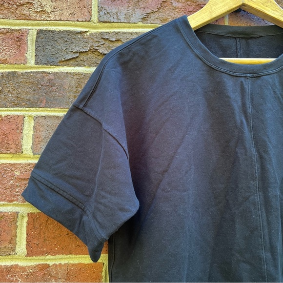 Lululemon Short Sleeve Sweatshirt - Picture 3 of 7